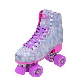 Cosmic skates in pearl snake new in box size 7